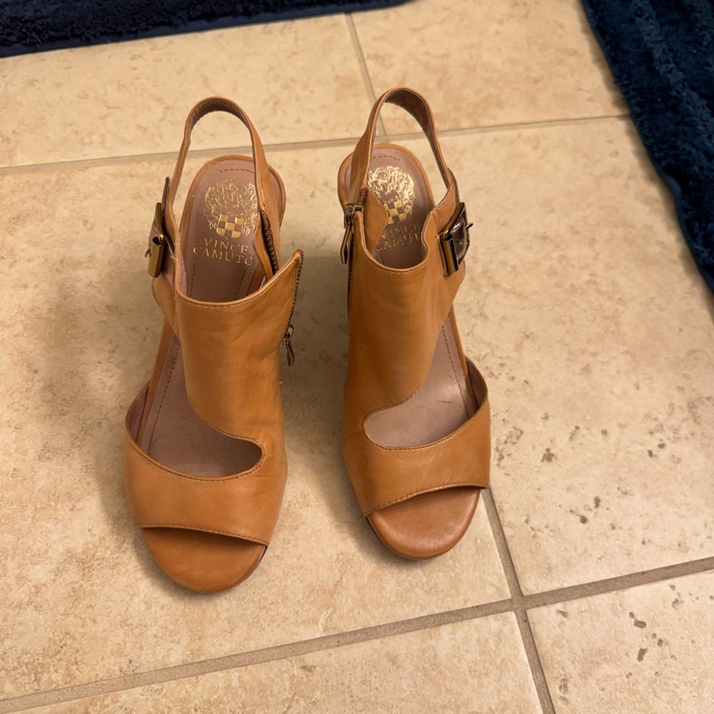 Vince Camuto Women's Brown Leather Heels